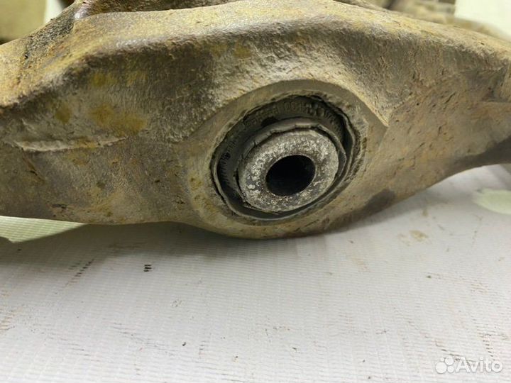 Рычаг передний левый Mercedes-Benz Gl-Class X164 M