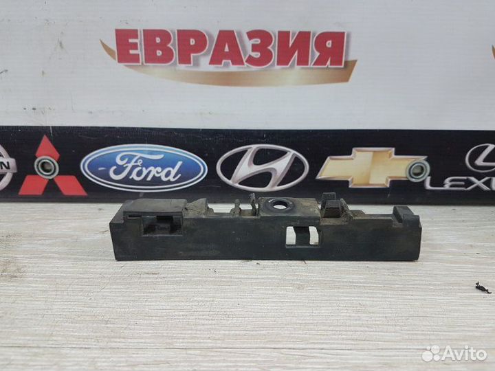 Крепление бампера переднее левое Audi A6 C7 2012