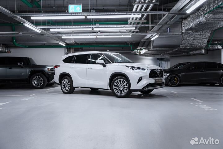 Toyota Highlander 2.0 AT, 2024, 1 км