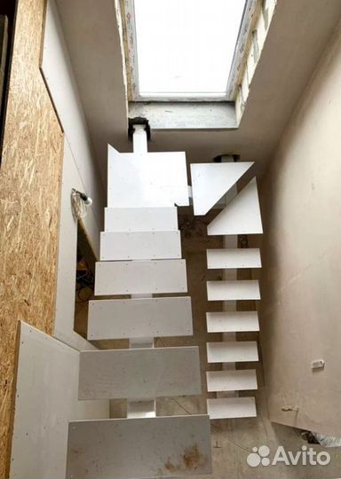 Лестница на монокосоуре