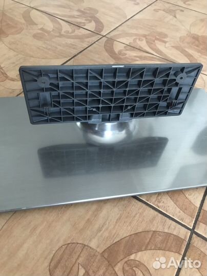 Подставка для телевизора