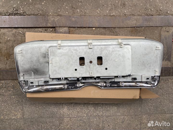 Накладка крышки багажника Prado 150 2017-2023