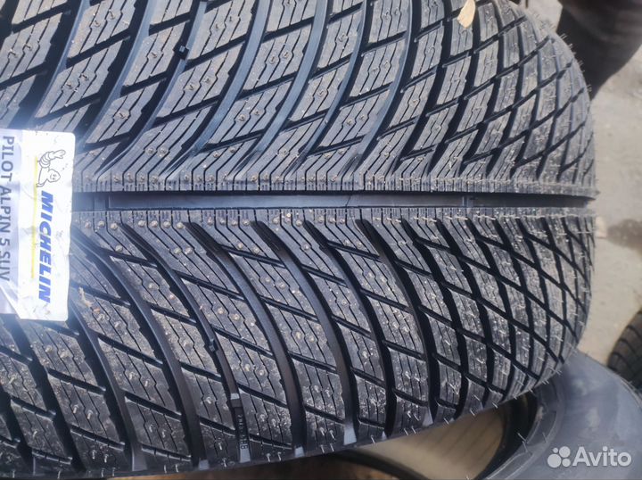 Michelin Pilot Alpin 5 SUV 275/45 R21 110V