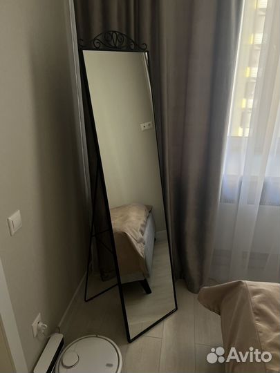 Зеркало напольное IKEA karmsund
