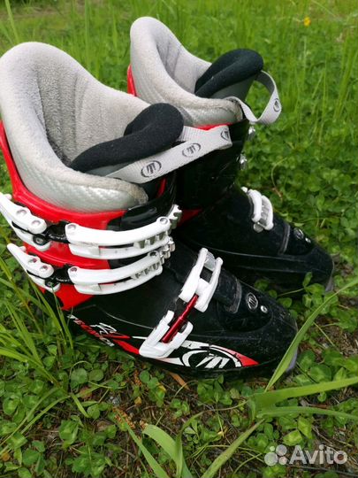Горнолыжные детские ботинки 265мм