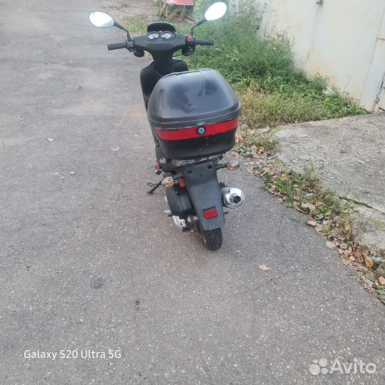 Продаю Скутер Stels Skif