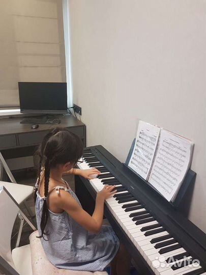 Репетитор по фортепиано