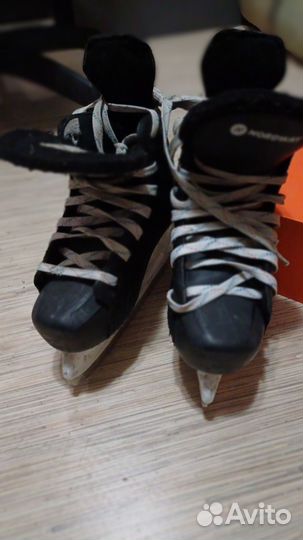 Коньки хоккейные детские 35 размер