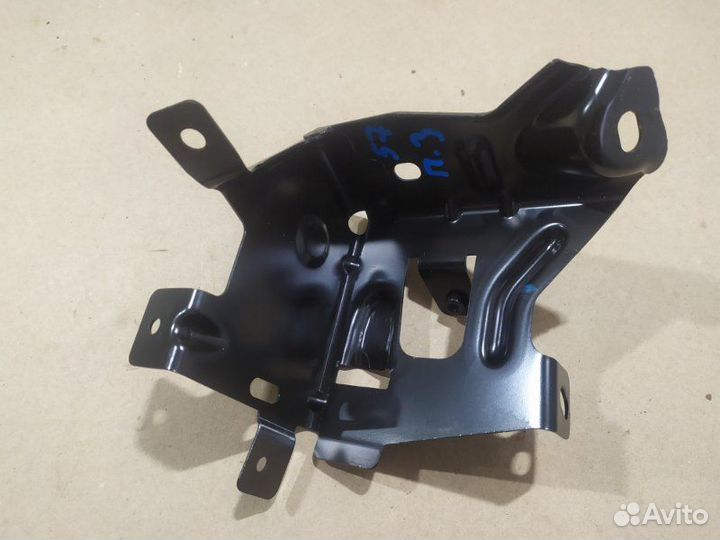 Кронштейн задний правый Mercedes Glk Х204