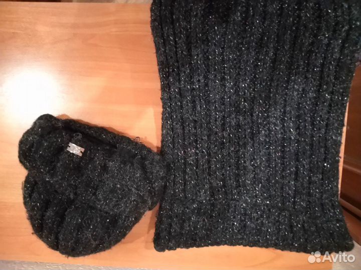 Шапка с шарфом