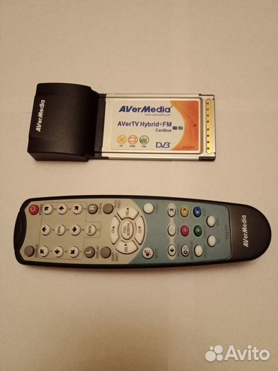 Тв-тюнер AverTV Hybrid+FM Cardbus