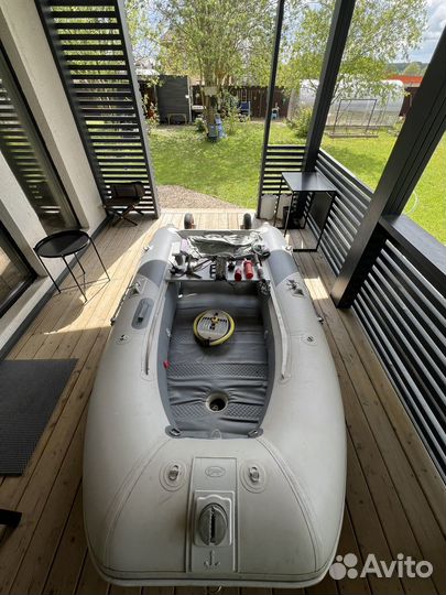 Лодка badger