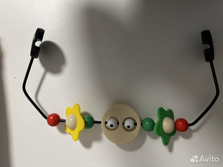 Дуга с игрушками для шезлонга