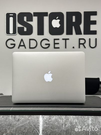 MacBook Air 13 2017 как новый