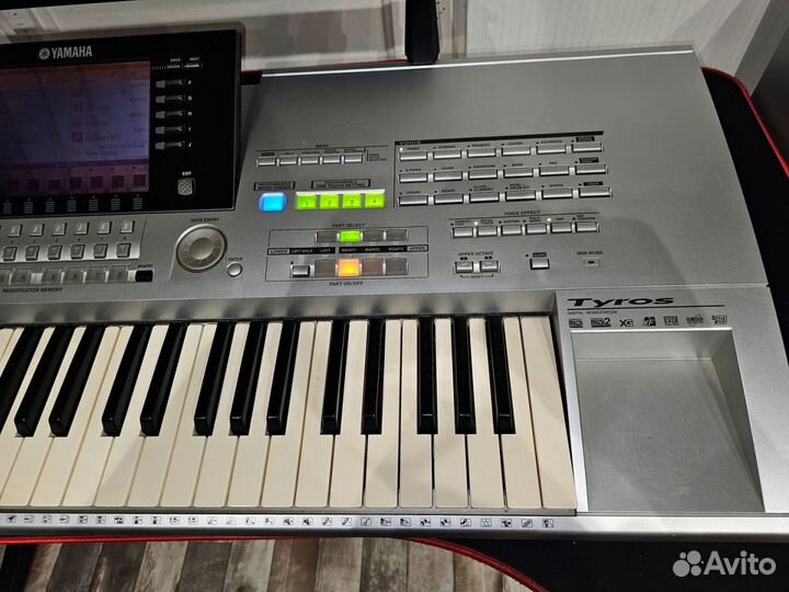Синтезатор Yamaha Tyros 1