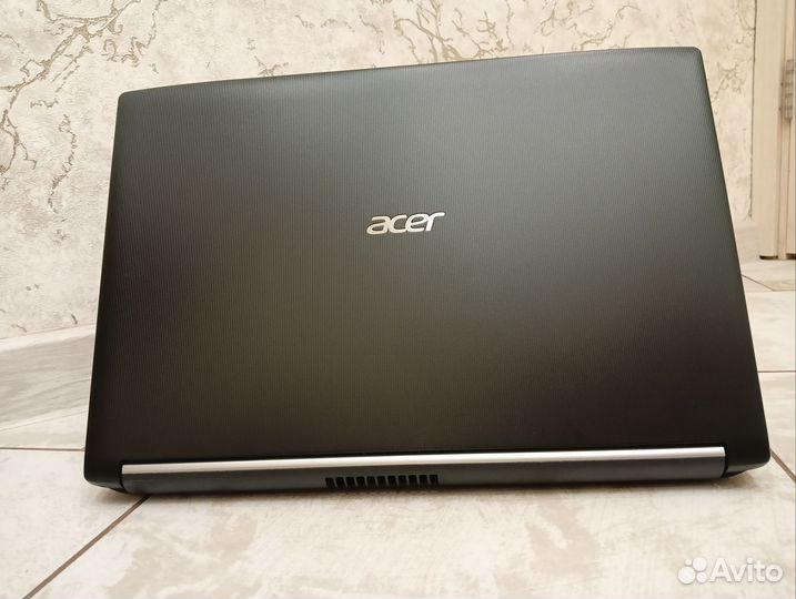 Огромный Acer 17.3 Core i3 6006 GT940mx