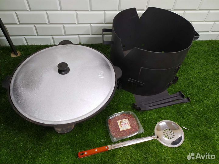 Казан чугунный с печкой