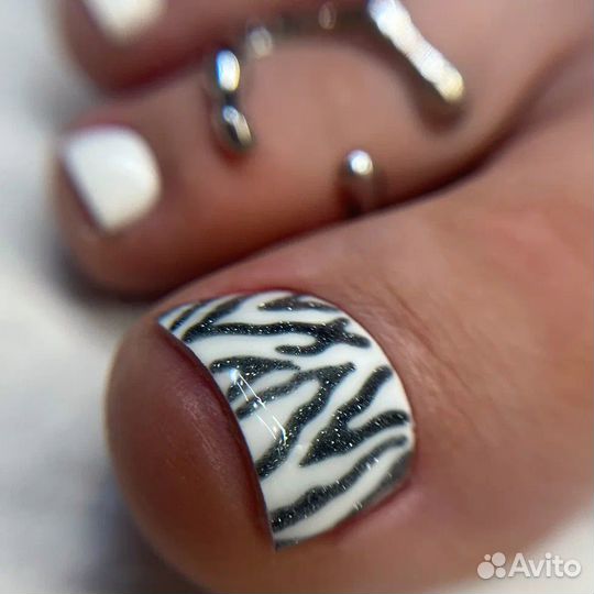 Маникюр / педикюр с покрытием гель-лак