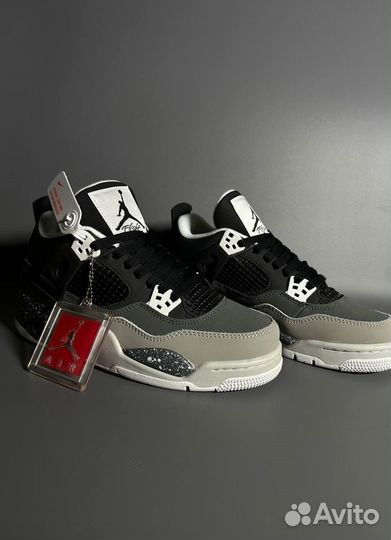 Кроссовки Air Jordan 4 оригинальное качество