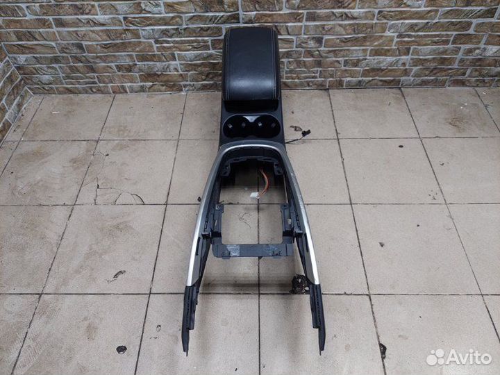 Консоль центральная Audi Q5 8R 2.0 CDN 2010