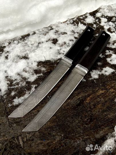 Нож танто из дамасской стали в 970 слоев