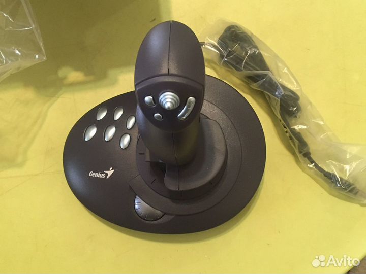 Джойстик для пк Genius MaxFighter F-31U vibration