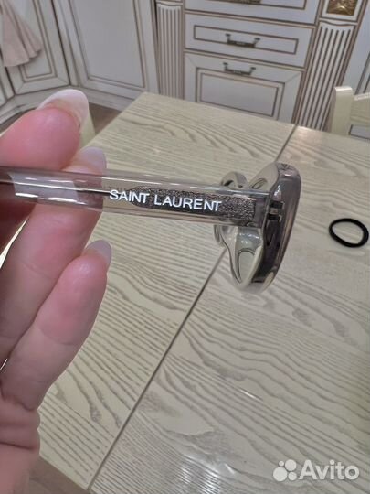 Солнцезащитные очки женские Saint Laurent