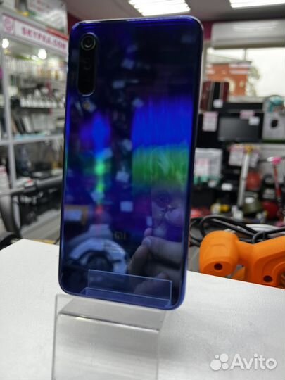 Xiaomi Mi 9 SE, 6/128 ГБ