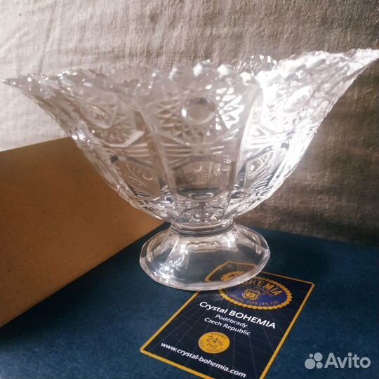 Ваза хрустальная Bohemia новая