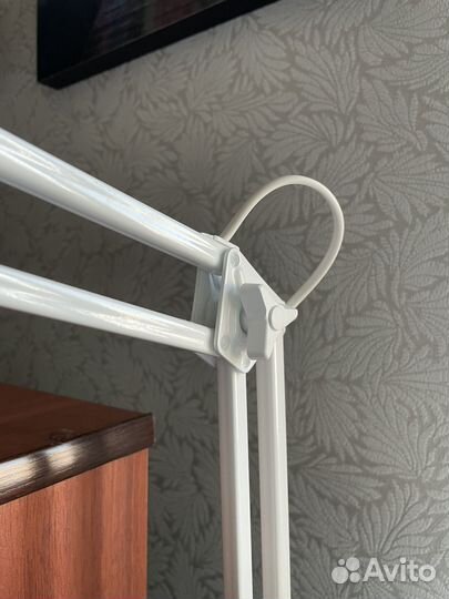 Лампа настольная