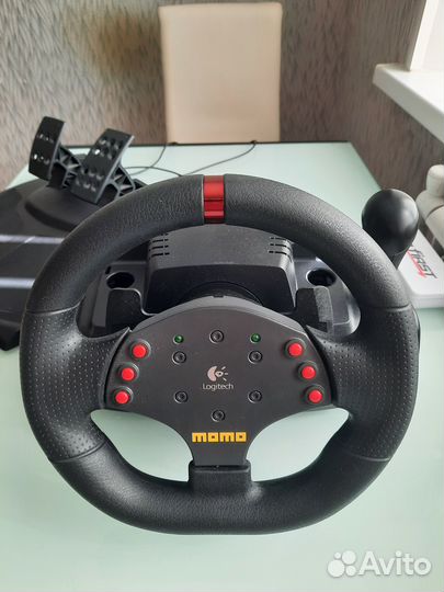 Logitech Momo Racing