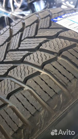 Michelin X-Ice Snow 235/40 R18 95H