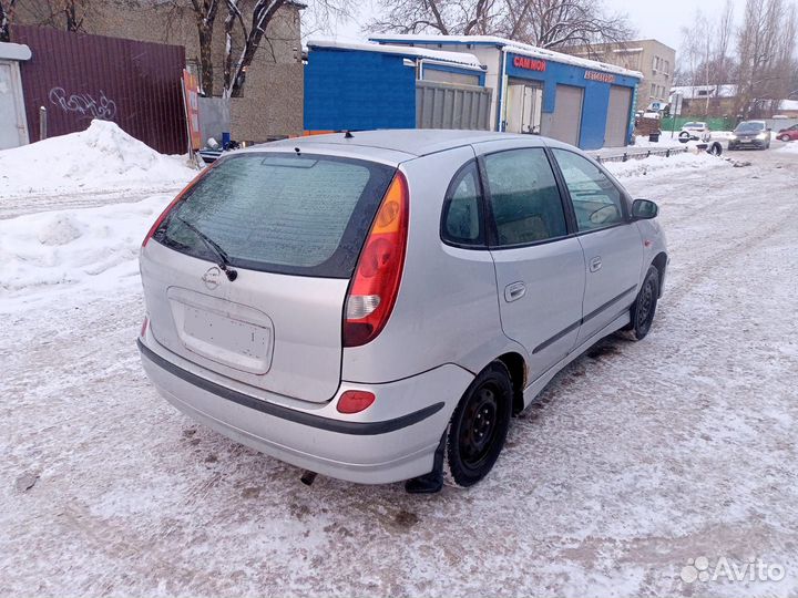 Машина на разбор Nissan Tino V10 2,0AT 98-06