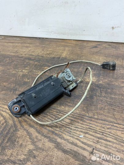 Ручка двери внешняя передняя левая Audi A6 C4 ABC