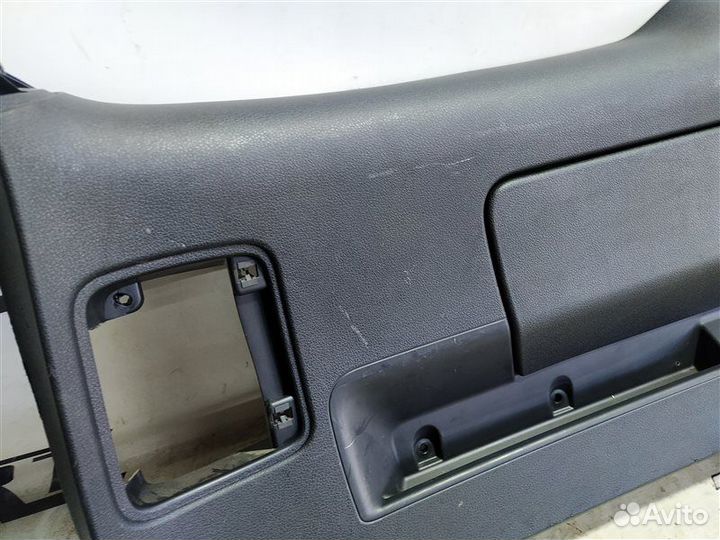 Накладка двери багажника Audi Q7 4L 3.0 BUG 2007