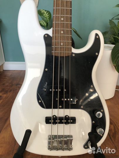 Squier affinity precision bass