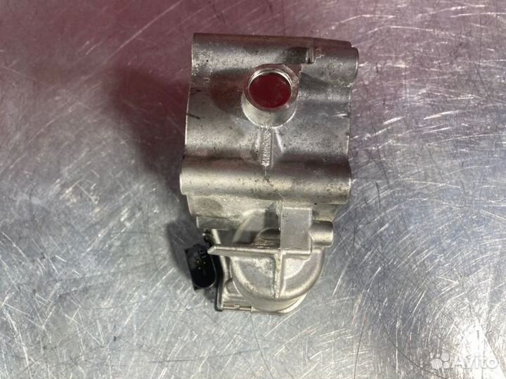 Заслонка дроссельная Mercedes E-Class W213 OM642