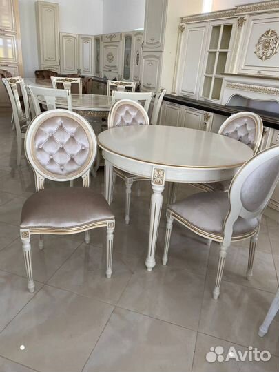 Столы и стулья новые