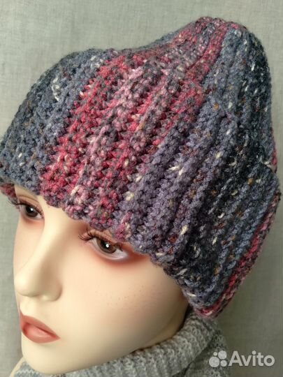 Шапочка актуального фасона ручной работы
