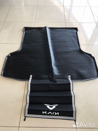 Коврик в багажник резиновый с защитой kaiyi E5