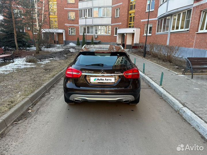 Mercedes-Benz GLA-класс 2.0 AMT, 2014, 107 000 км