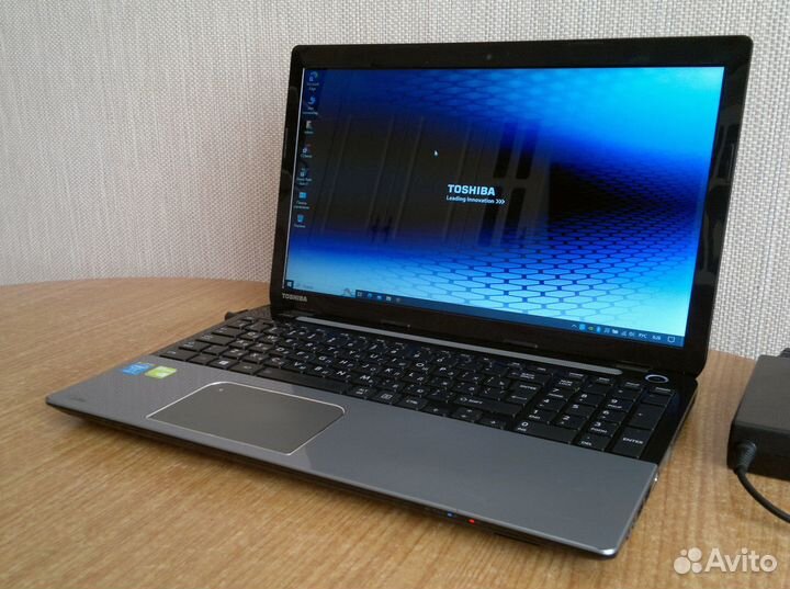 Toshiba Core i5-4200M, nVidia 740M, SSD+HDD, 8Gb