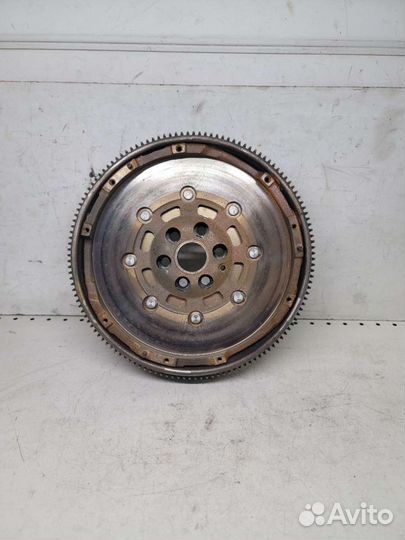 Маховик двухмассовый 2.0 BVY Skoda Octavia A5 1Z