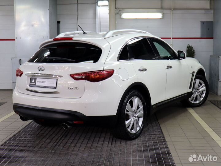 Infiniti QX70 3.0 AT, 2014, 101 000 км