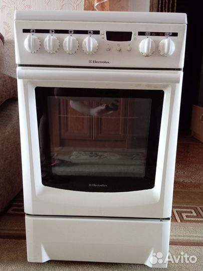 Плита электрическая стеклокерамика б/у