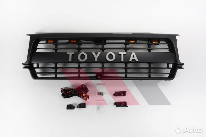 Решетка Toyota Land Cruiser J80 1989-1994г