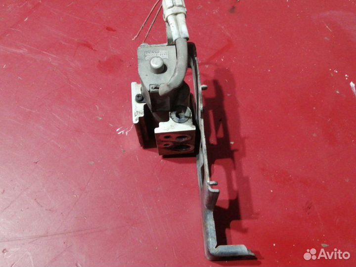 Клапан кондиционера Toyota Avensis Т250