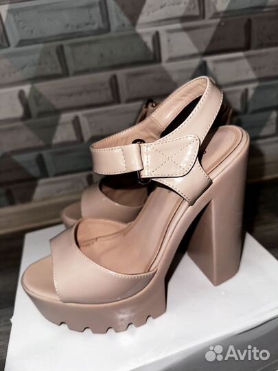 Туфли женские