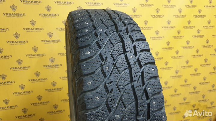 Viatti Bosco Nordico V-523 215/65 R16 98T