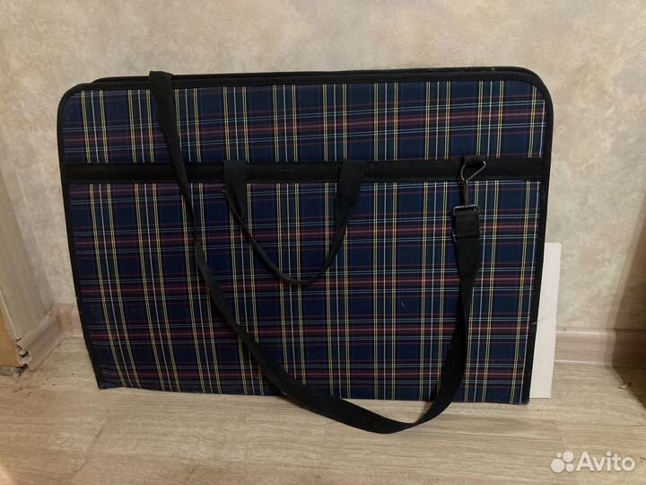 Папка 45х60 художественая для листов